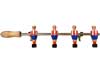 Percha, colgador, de 4 muñecos, jugadores de futbolín, de madera pintados a mano rojiblancos, munecos originales del futbolín tipo madrileño, con puño de madera. Barra maciza cromada de 50 cms.
