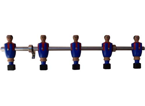 Percha, colgador, de 5 muñecos, jugadores de futbolín, de madera pintados a mano azulgranas, munecos originales del futbolín tipo madrileño. Barra maciza cromada de 50 cms.