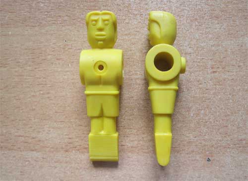 jugador, muñeco plástico nylon, amarillo, para futbolin barra de 16mm de diámetro,  medidas: A=42mm, B=72mm, H=114mm